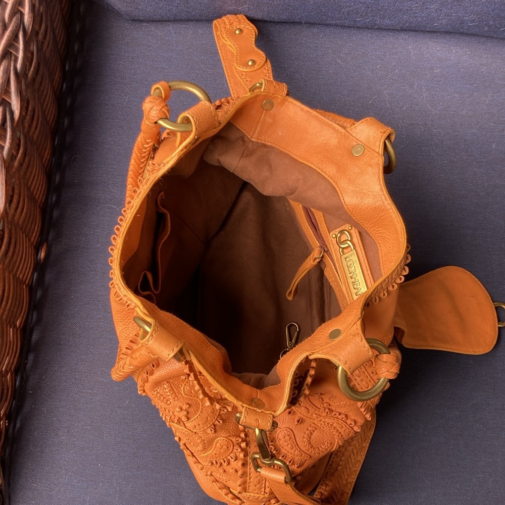 Lockheart Leather Bag Convertible - Picture 11 of 12